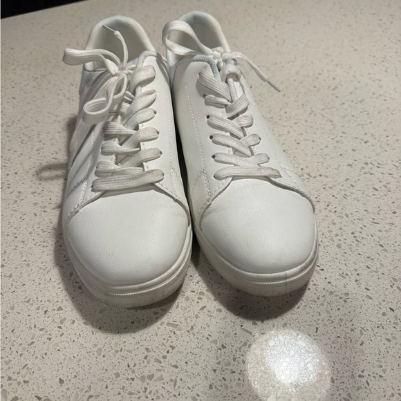 ASOS Men 9 white casual sneakers - Picture 1 of 9